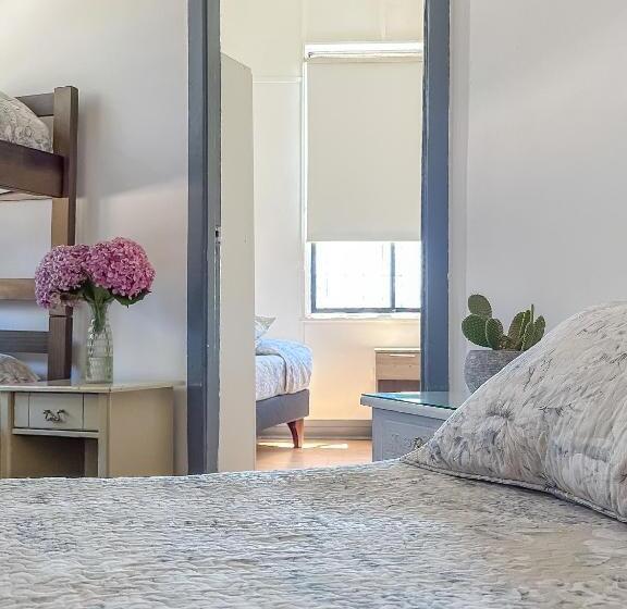 חדר משפחתי, Club House Concón