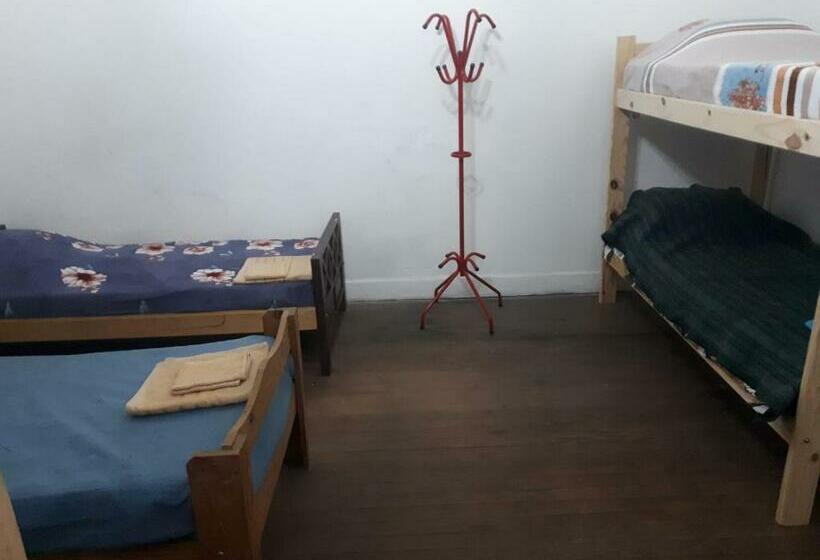 غرفة رباعية اقتصادية مع حمام مشترك, Alojamiento Hostel Lodeolga La Florida