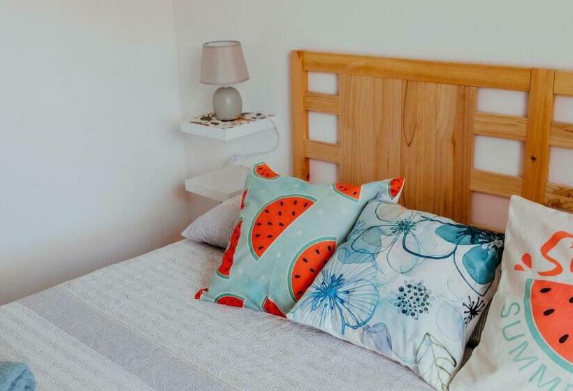 Номер Стандарт Вид на Сад, Lemon Tree Rooms