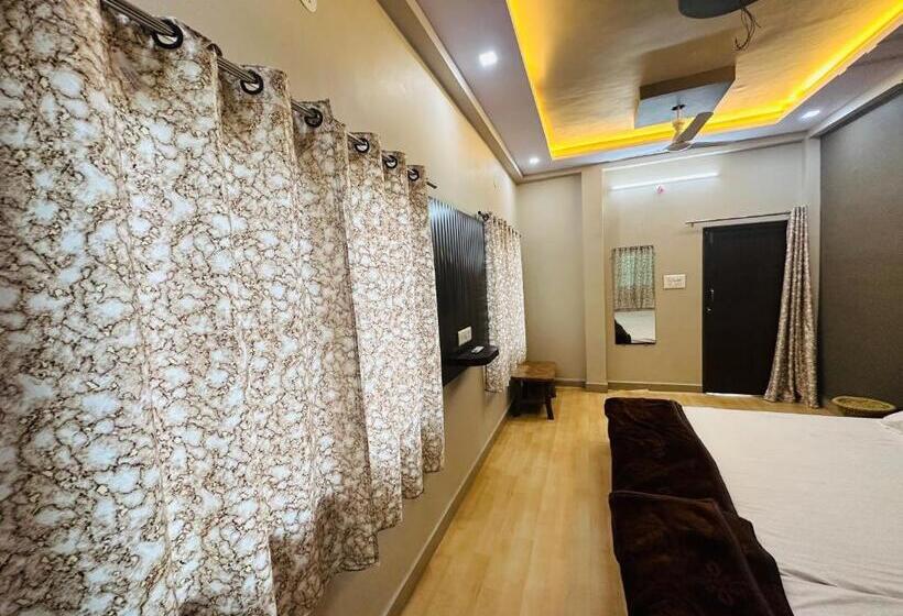 Номер Стандарт с Балконом, Tanodiya Palace&