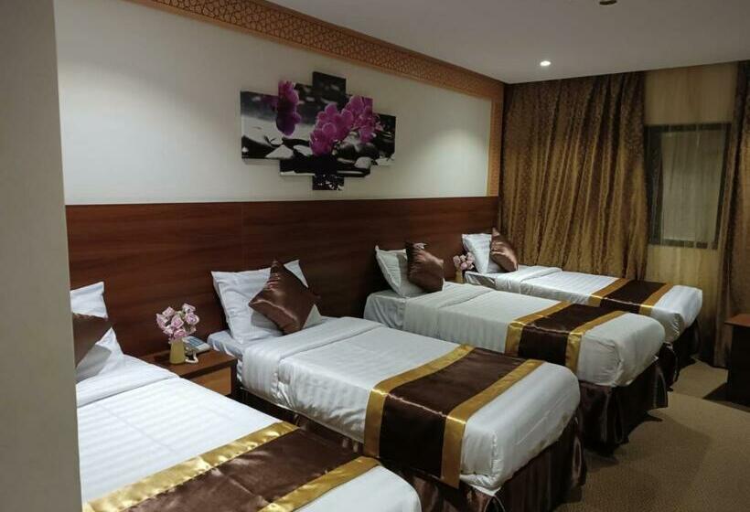 Номер Стандарт Трехместный, Wedam Hotel 3