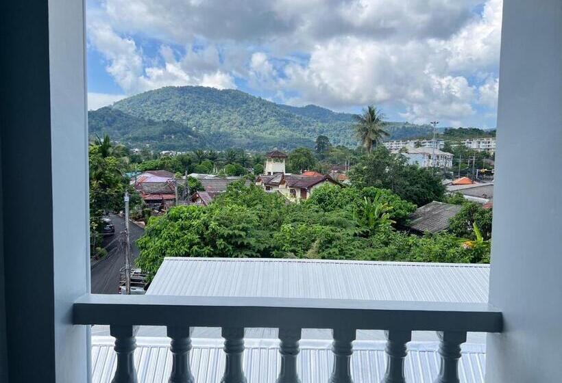 חדר סטנדרט, Ab House