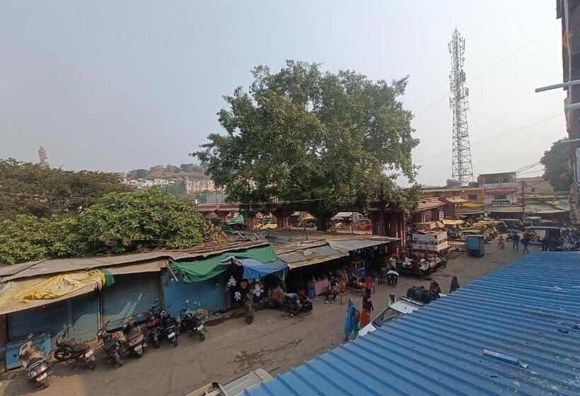 Quarto Estandar com Sacada, Meera