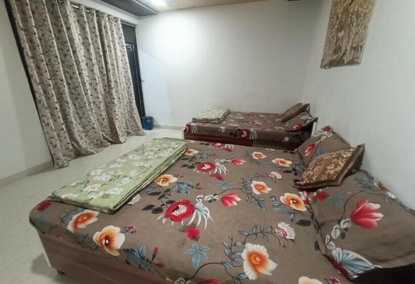 Standard Room Mountain View, Meera