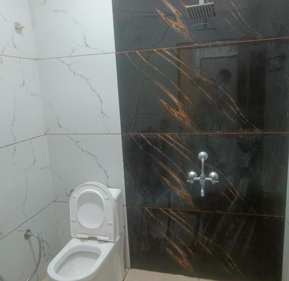 Quarto Estandar Vista Montanha, Meera