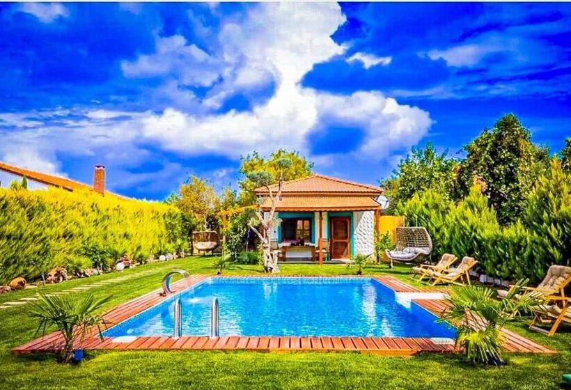 סוויטה, Portofino Urla Boutique