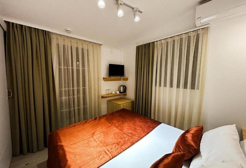 חדר אקונומי, Portofino Urla Boutique