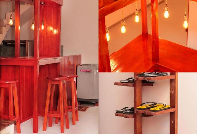 غرفة قياسية فردية, Kurumi Capsule