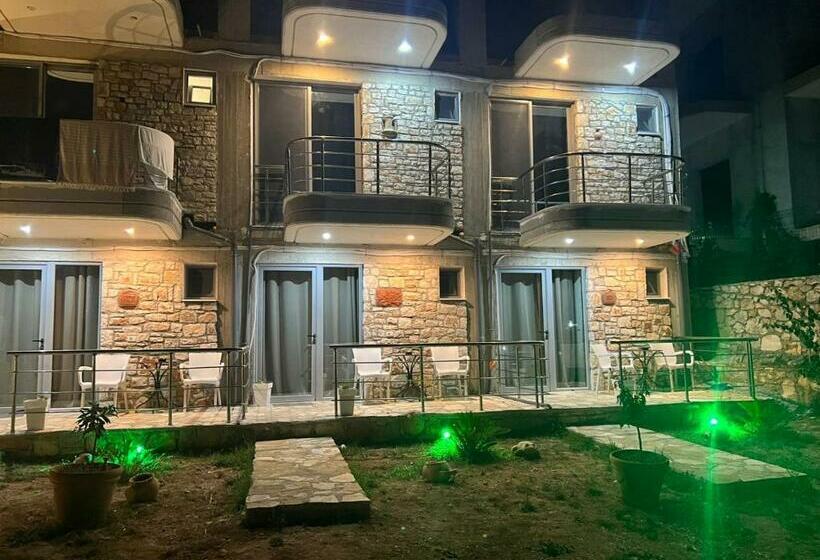 Habitació Triple Deluxe Vista Mar, Noah S Home