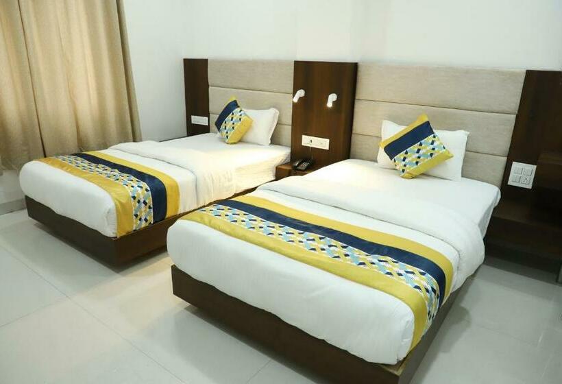 חדר דלוקס, Singhnature