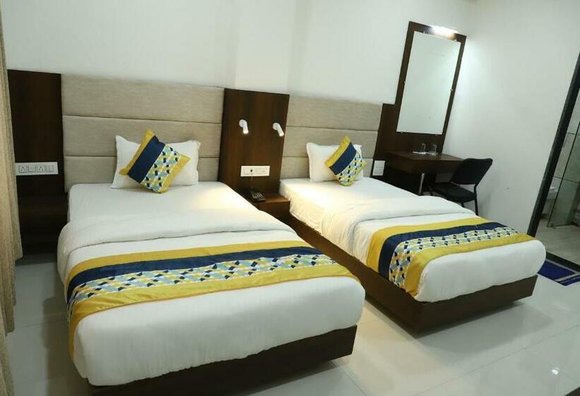 חדר דלוקס, Singhnature