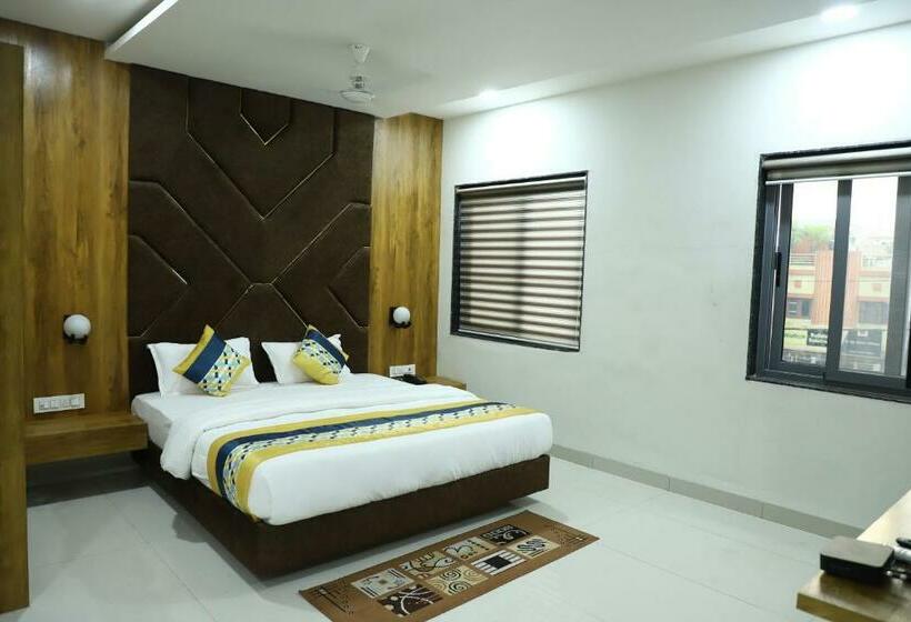 סוויטה, Singhnature