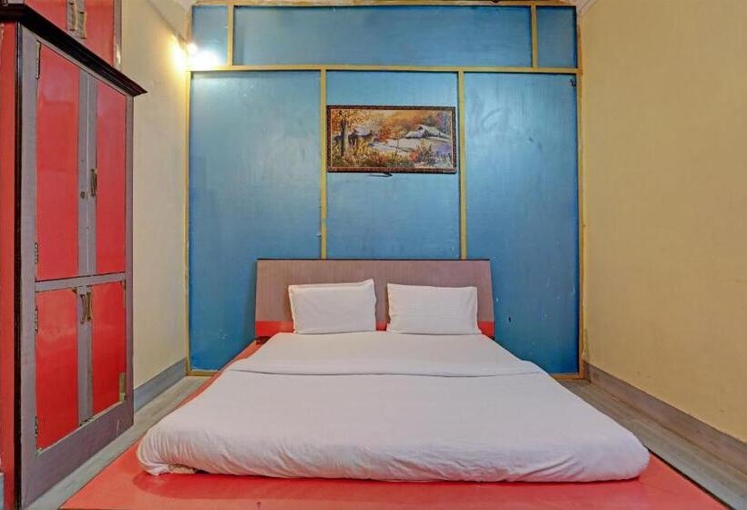 트리플 클래식 룸, Oyo Hotel Ram Ji Vatika