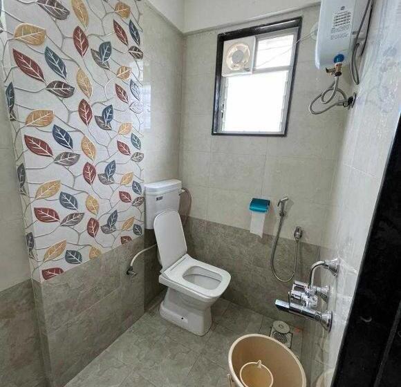 חדר קלאסי לשלושה, Spot On Hotel Crystal Executive