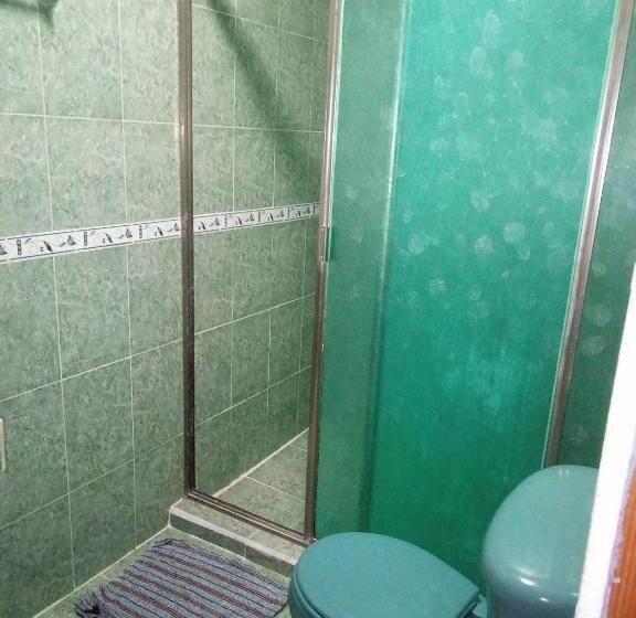 غرفة قياسية رباعية مطلة على الحديقة, Divershostalcozumel