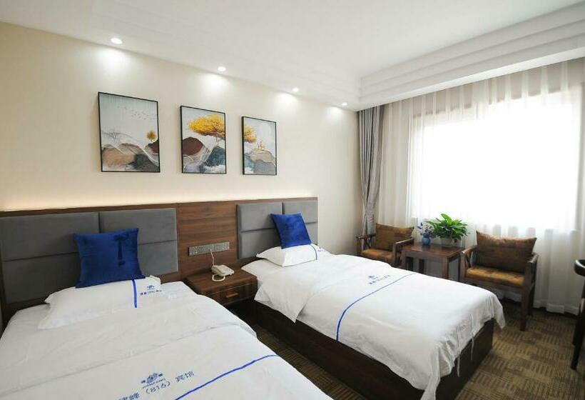 디럭스 패밀리 룸, Chongqing Jianfeng