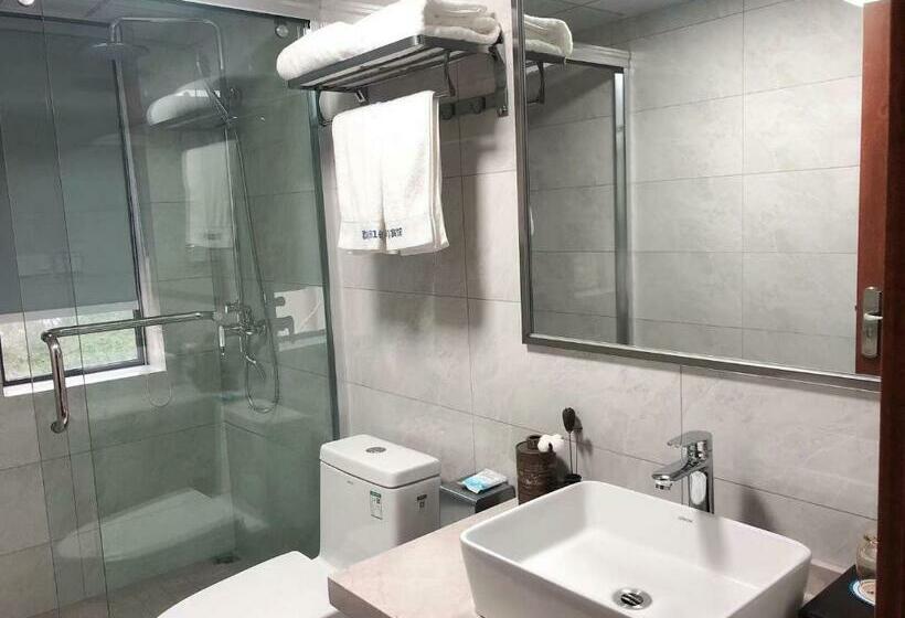 디럭스 스위트, Chongqing Jianfeng