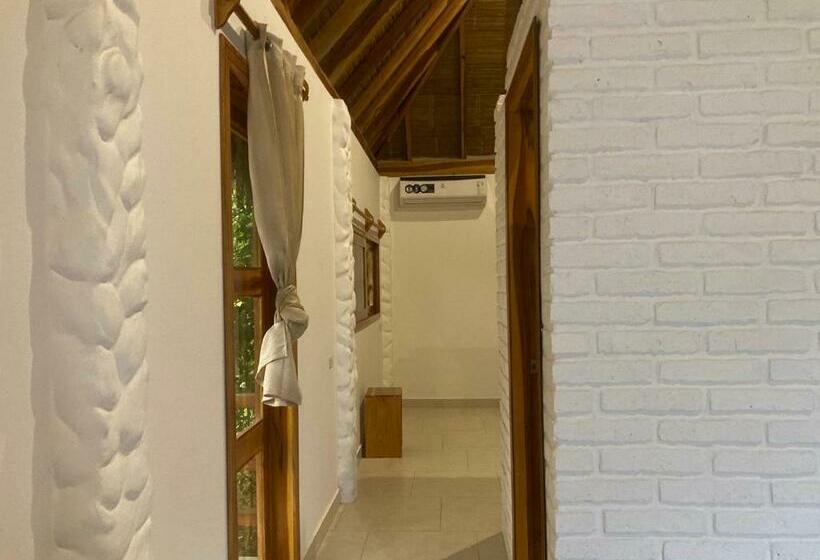 Семейный Номер Вид на Сад, La Costa Salango