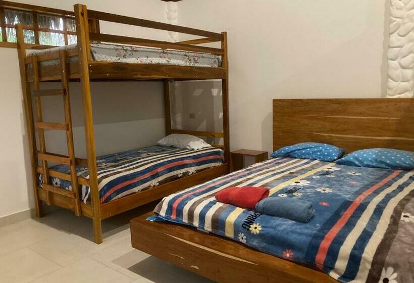 Семейный Номер Вид на Сад, La Costa Salango