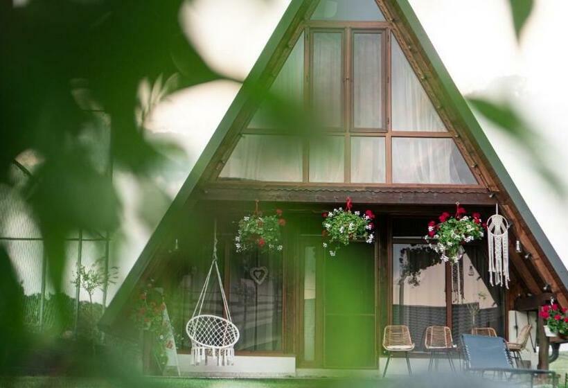 בקתת חדר, Pensiunea Fata Viilor