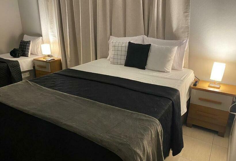 带1个卧室的带阳台的公寓, Prime