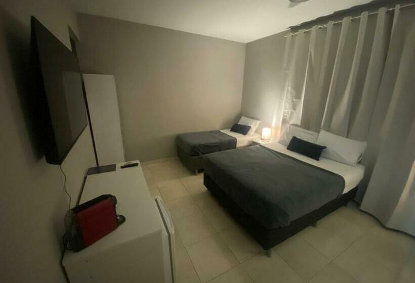 带1个卧室的带阳台的公寓, Prime