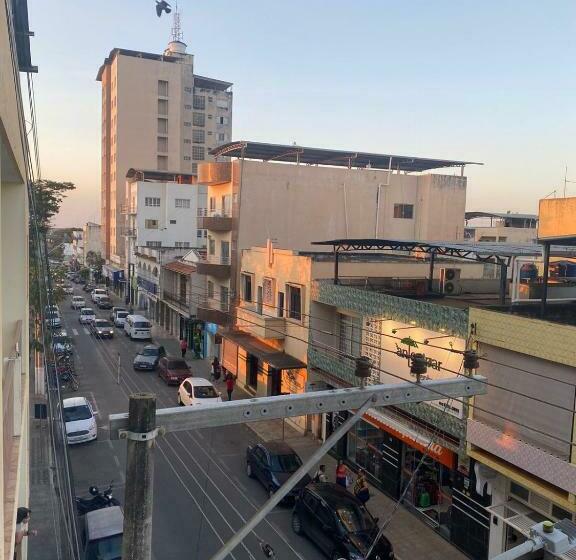 带1个卧室的带阳台的公寓, Prime