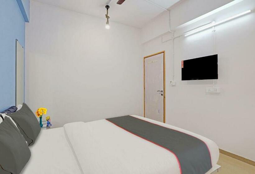 חדר דלוקס, Solitaire