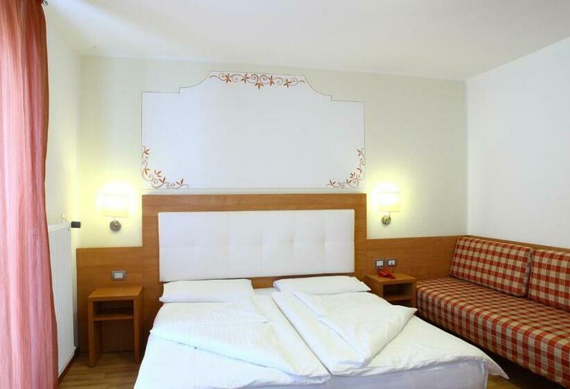 חדר סטנדרט לשלושה, Alphotel Milano