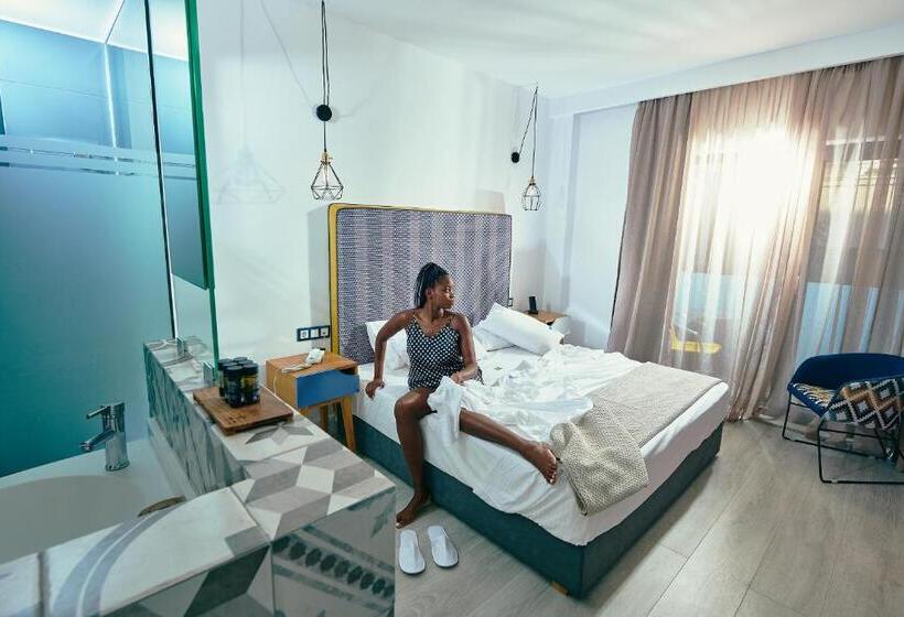 غرفة ديلوكس مزودة بشرفة, Blue Bottle Boutique