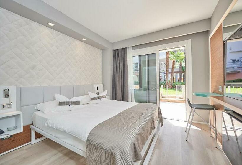 ガーデンビュースタンダードルーム, Castello Lake Front