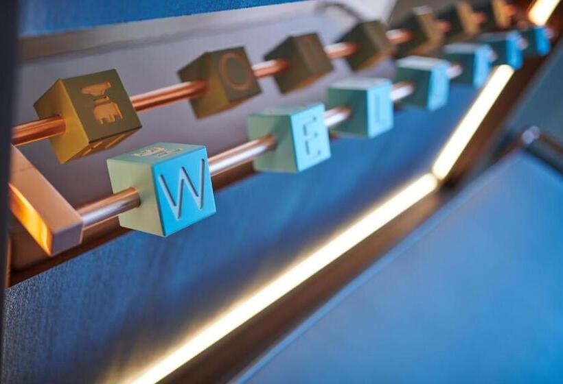 デラックスジュニアスイート, Castello Lake Front