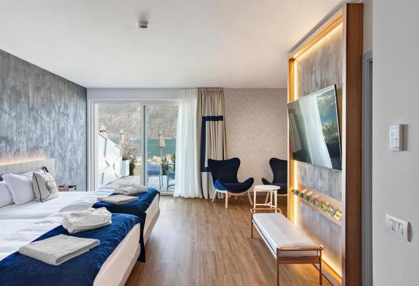 Suíte Deluxe, Castello Lake Front