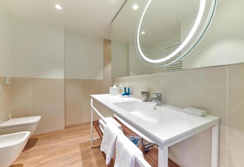 テラス付スイート, Castello Lake Front