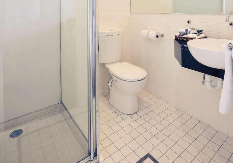 غرفة سوبيريور, Electra Metropolis