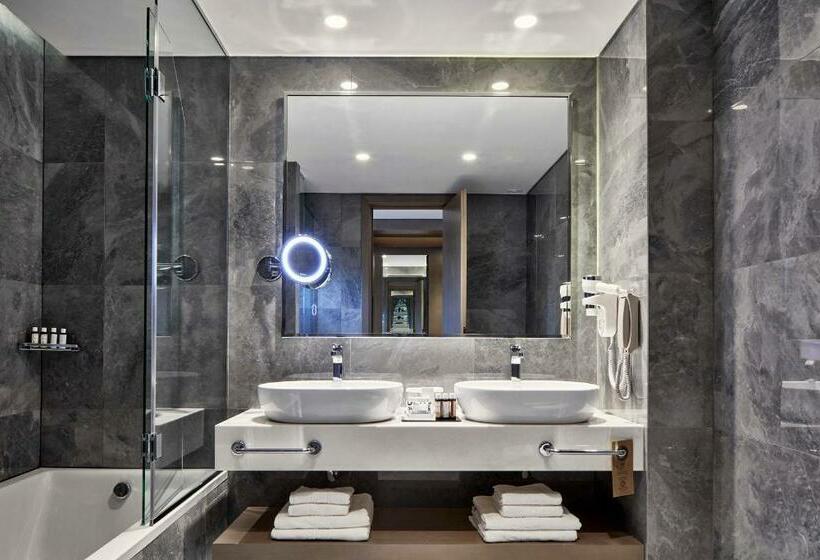 غرفة تنفيذية, Electra Metropolis