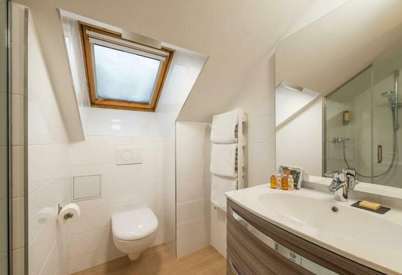 三人经典房间, Eterlou