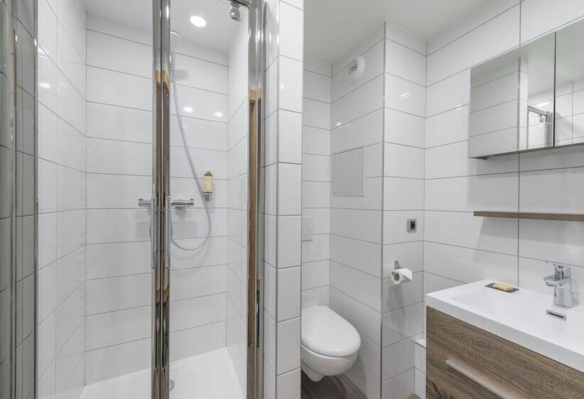 三人经典房间, Eterlou