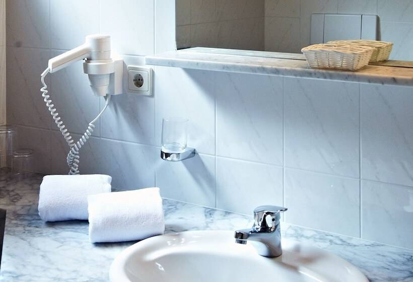 Номер Стандарт, Gallia