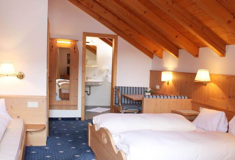 Номер Стандарт Трехместный, Gallia