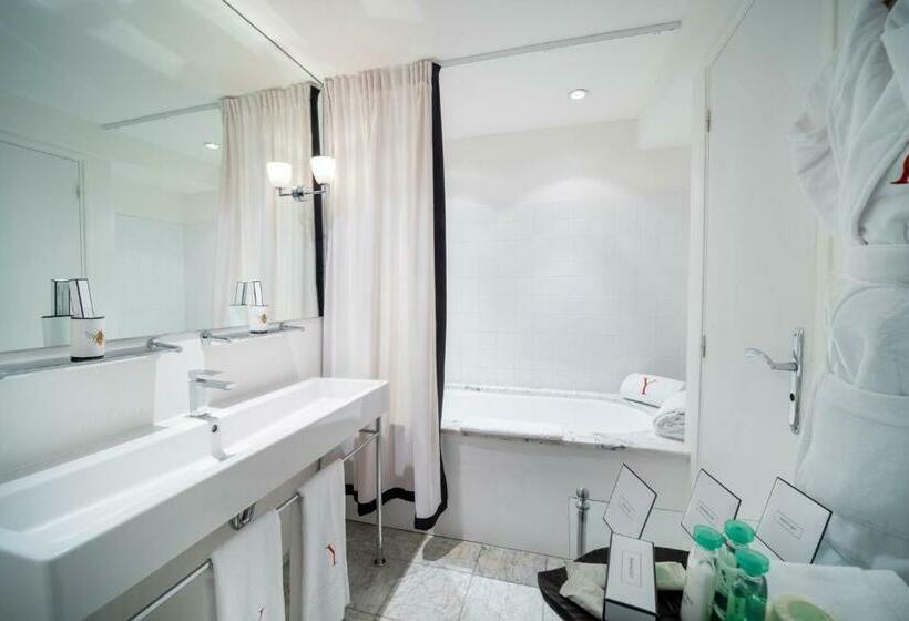 Полулюкс, Le Y