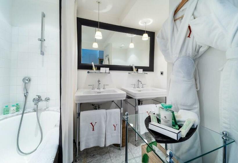 Полулюкс, Le Y