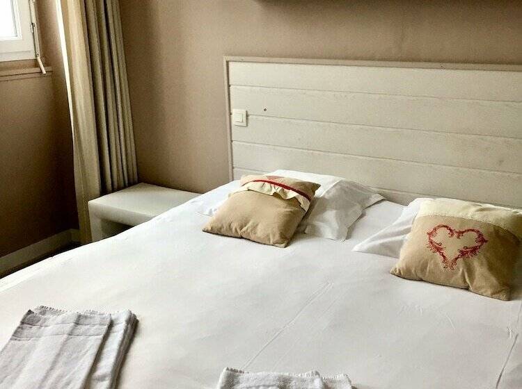 스탠다드 룸, La Marine