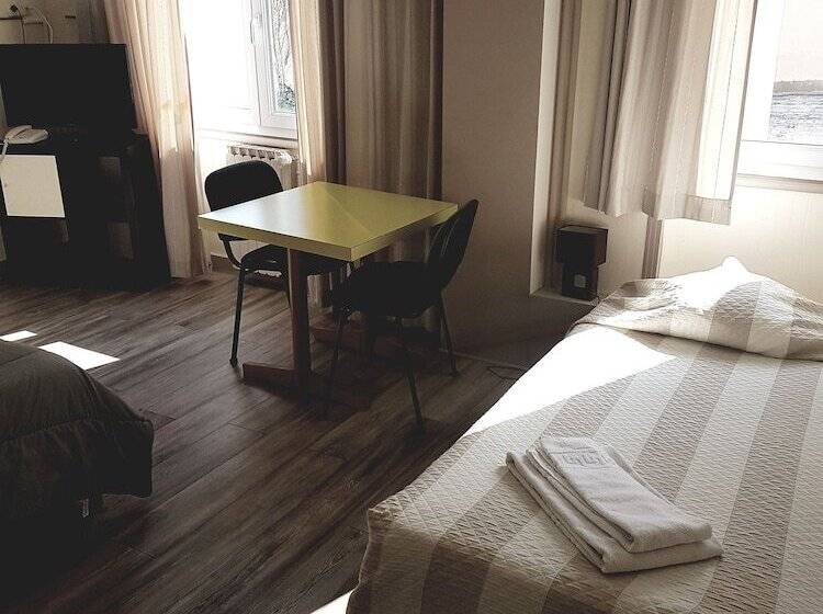 스탠다드 트리플 룸, La Marine