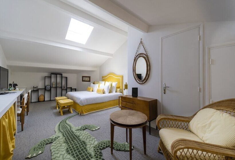 Полулюкс, Le Y