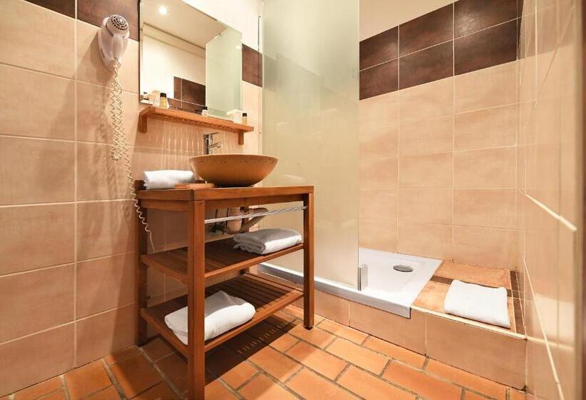 标准间, Mas Des Barres