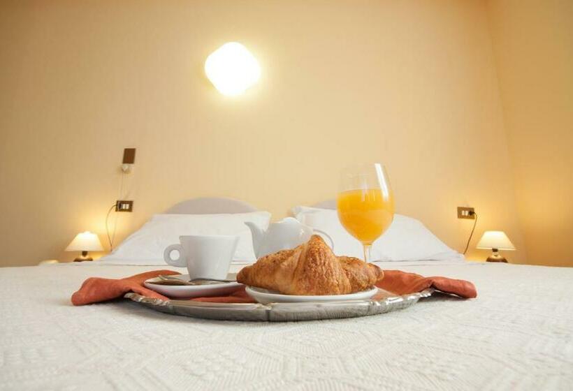 غرفة قياسية, San Marco