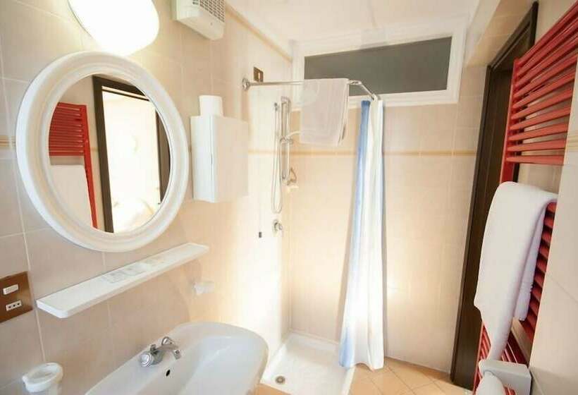 غرفة قياسية فردية, San Marco