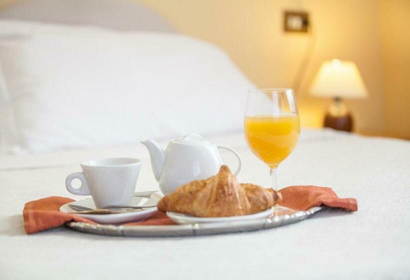 غرفة قياسية ثلاثية, San Marco