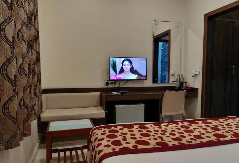 חדר אקונומי יחיד, Stay Inn